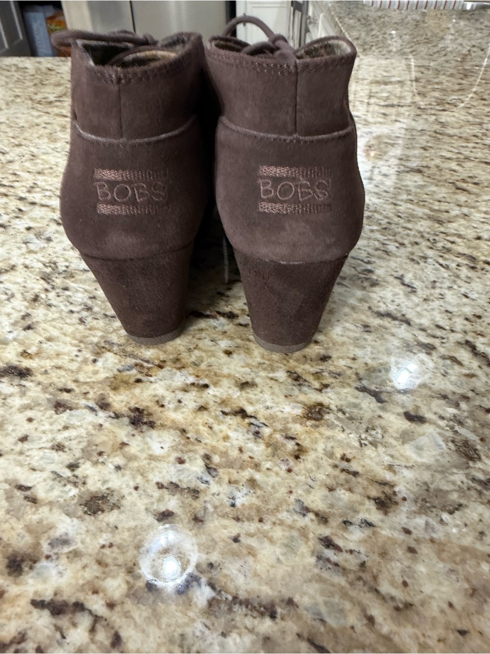 Bobs by Sketchers High Notes Dark Brown Wedge Booties W8.5 8.5 - Picture 3 of 13